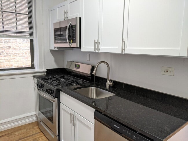 Photo - 925 Forest Ave Unidad 27-2E