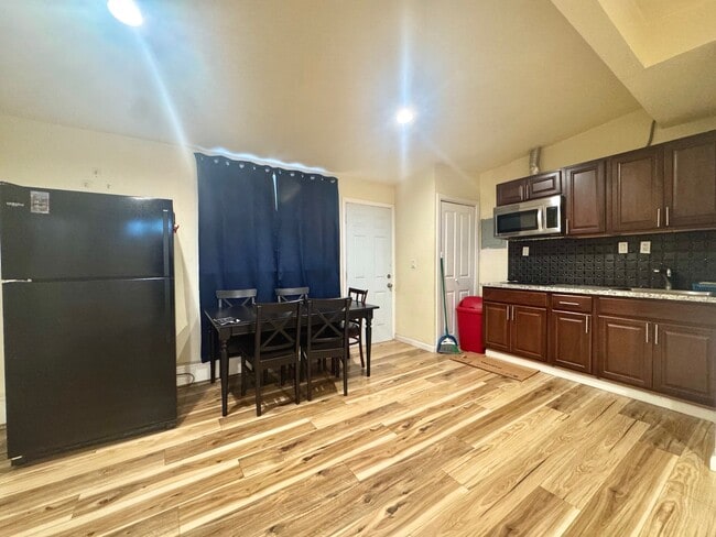 Photo - 27777 Loyola Ave