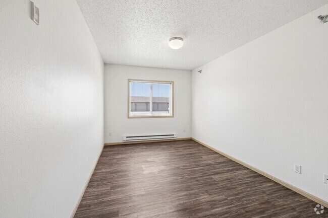 4BR, 3BA - 1,470SF - Second Bedroom