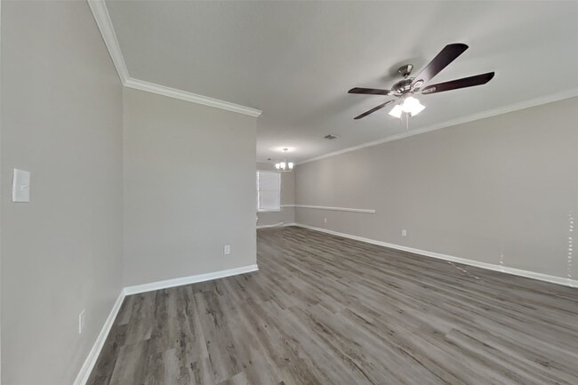 Photo - 19123 Oakway Dr