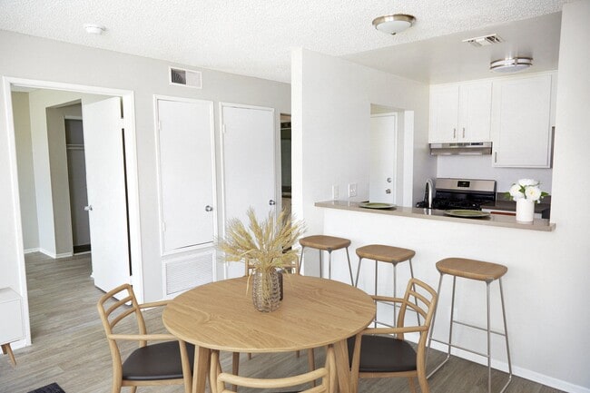 Photo - Laurel Terrace