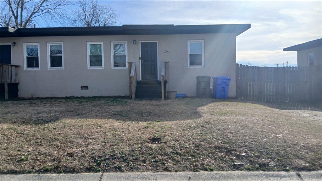 Photo - 3247 Chandler St