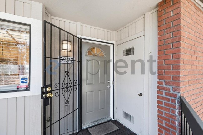 Photo - 3272 Shadow Park Pl