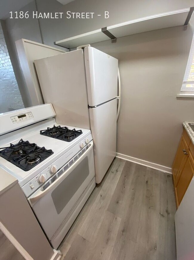 Photo - 1186 Hamlet St Unit B