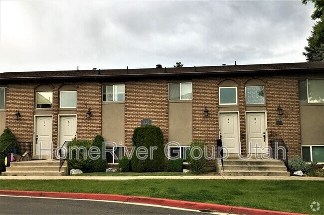 Building Photo - 328 W Amiron Way Rental