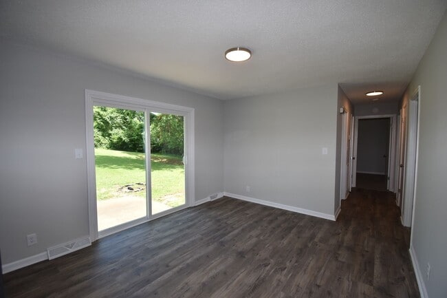 Photo - Renovate Dog Friendly Home For Rent Near Cunningham Lane!