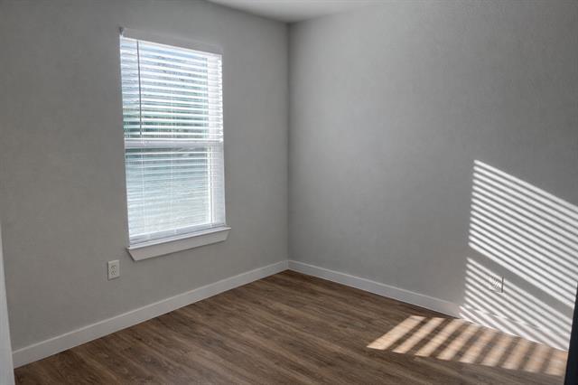 Photo - 383 Mcilrath Rd