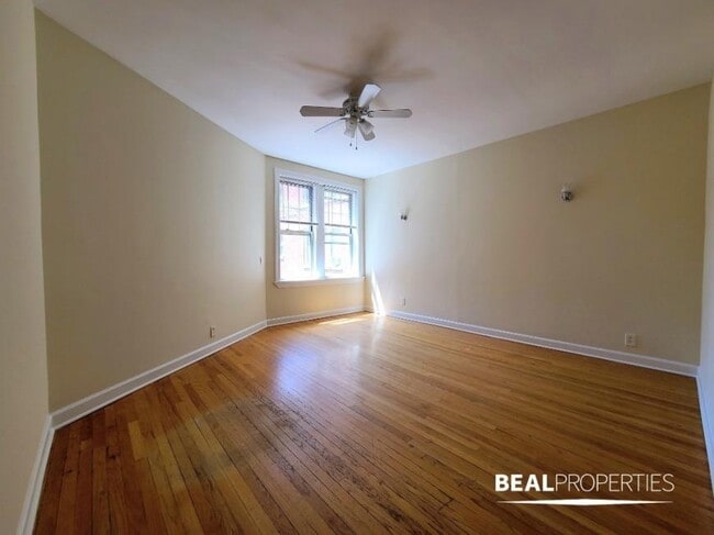 1 bedroom in CHICAGO IL 60657 - 1 bedroom in CHICAGO IL 60657 Unidad W2 Rental