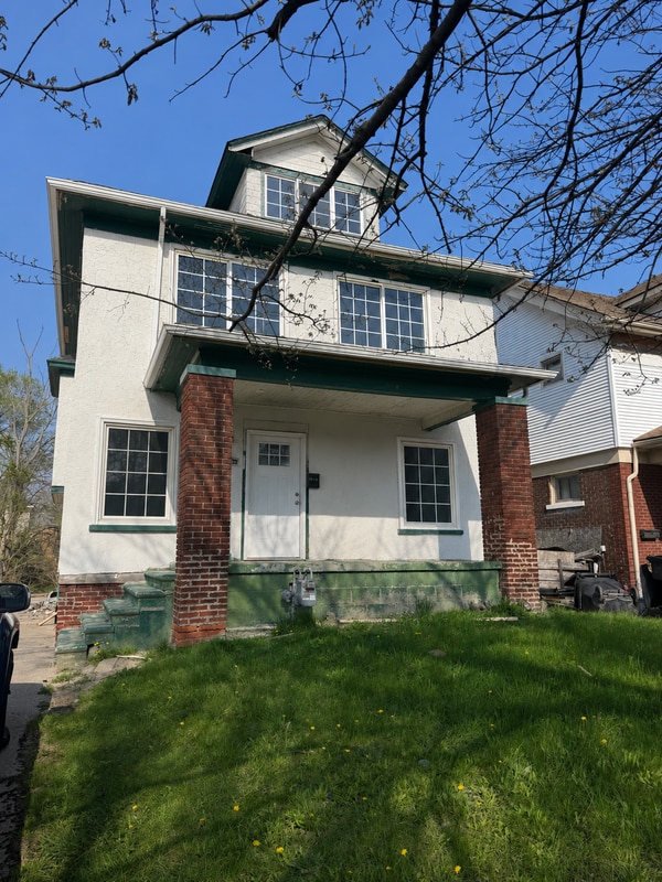 Building Photo - 9024 Quincy St