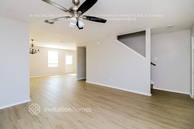 Photo - 6005 English Saddle Ln