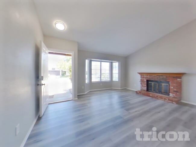 532 E Ave J 9