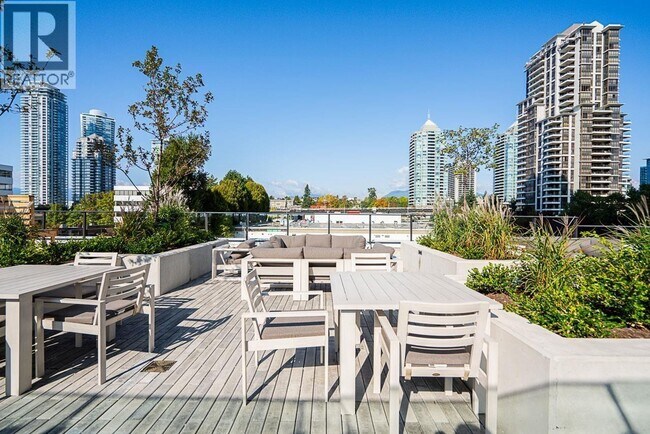 Photo - 2181 Madison Ave