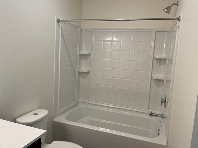 Photo - The Lake Apartments