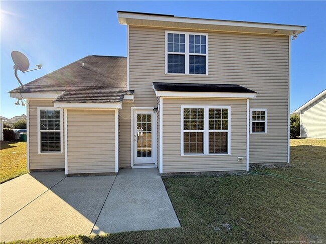 Photo - 2016 Sir Michael Dr