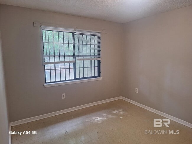 Photo - 2207 Wolf Ridge Rd