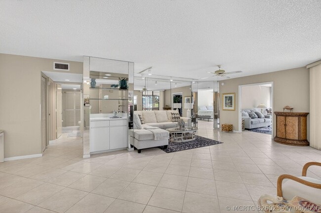 15694 Loch Maree Ln Unit 5903