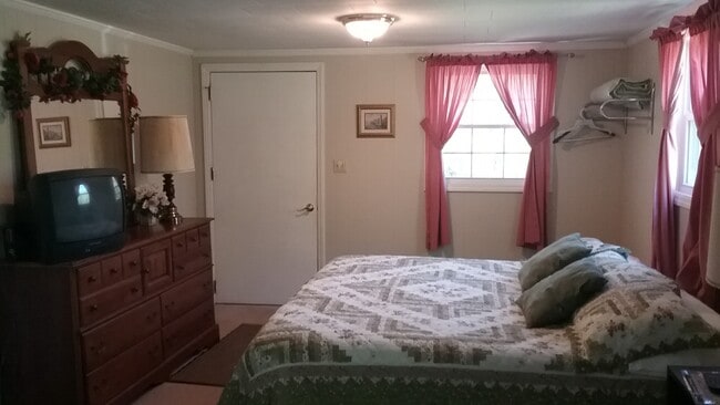 Photo - 460 Rabbit Hop Rd Unit Dogwood Suite