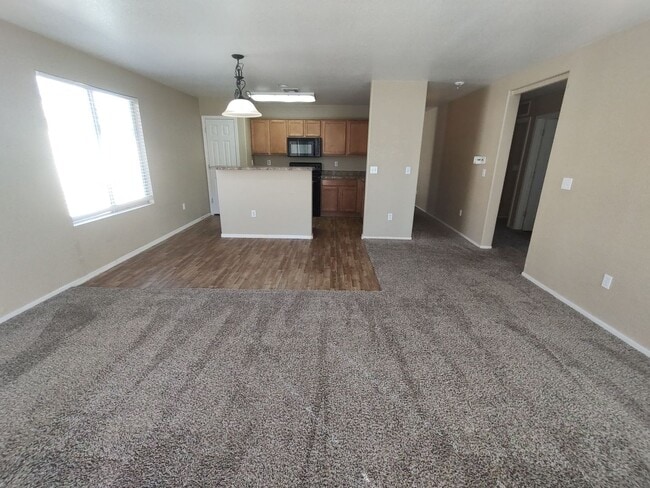 Photo - 4 Bedroom - 2 Bath - 1589 Sq. Ft. Home in Gladden Farms Community - Marana