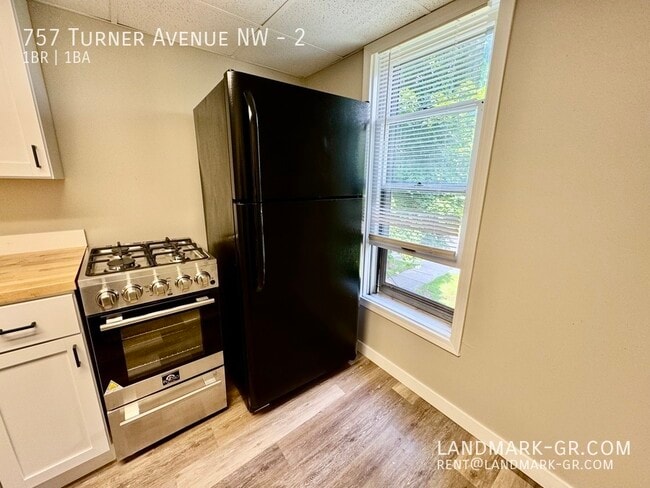 757 Turner Ave NW Unidad 2
