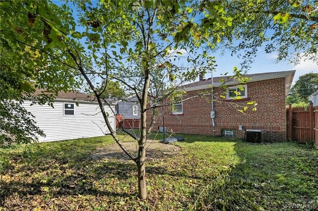 Photo - 116 Springville Ave