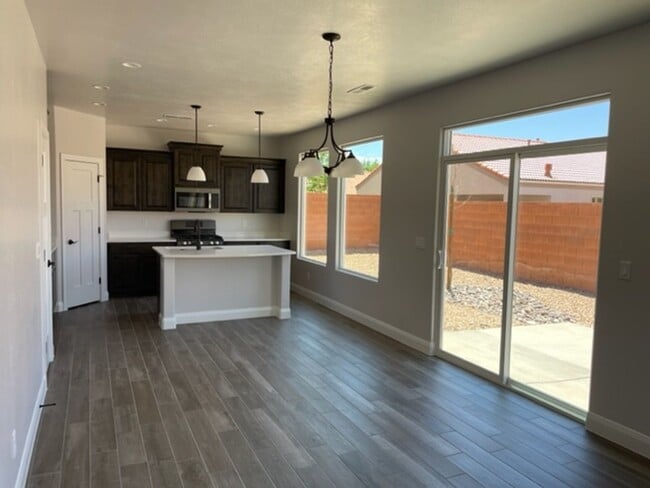 Photo - Beautiful 4 Bedroom Home in Hurricane!