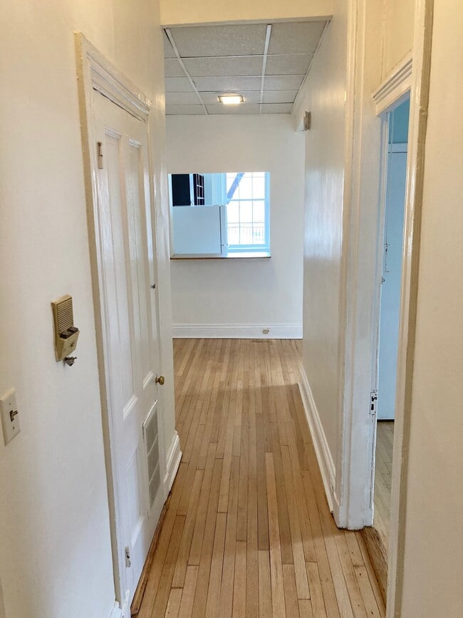 Photo - 216 W Madison St Unit 2R