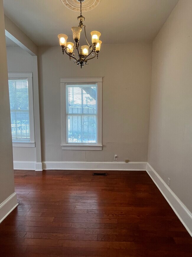 Photo - 551 E Park Ave