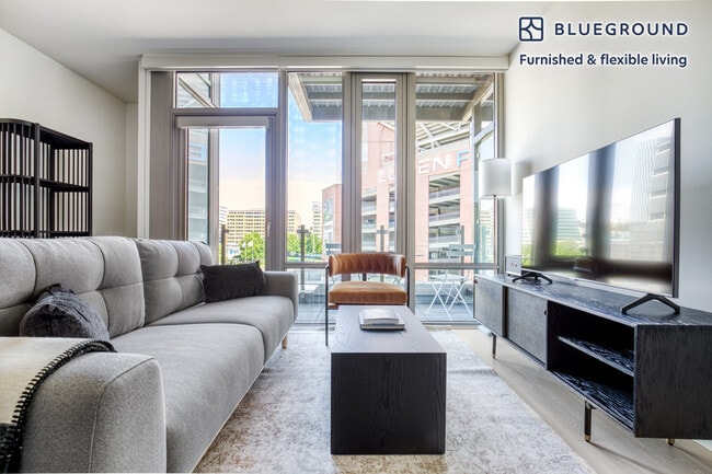 590 1st Ave S Unit SI FL5-ID157