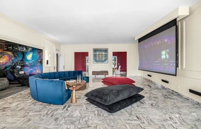 Photo - 4 br, 3.5 bath Condo - 5255 Collins Ave # ... Unit Ph-B