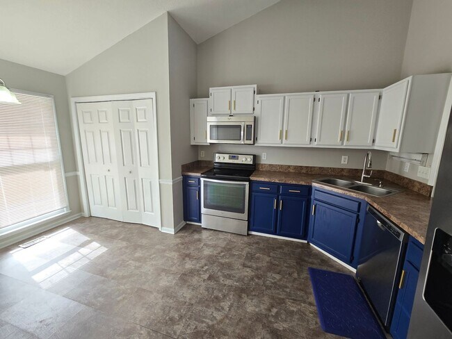 Photo - 5616 Bimini Pl