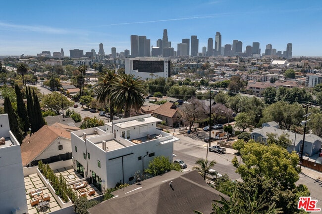 Photo - 2003 Bellevue Ave