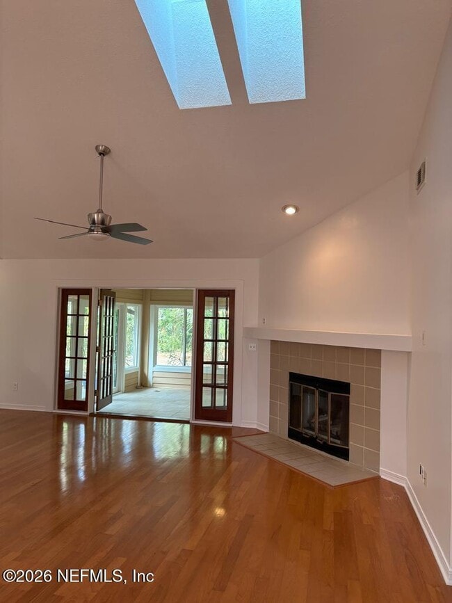 Photo - 4804 Otter Creek Ln