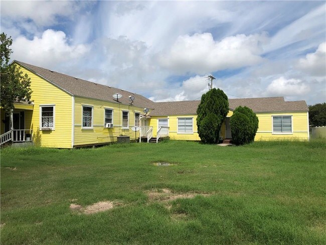 Apartments For Rent In Ingleside Tx Forrent Photo 110 5th St Unit 2