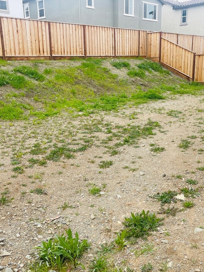 Photo - 2710 Old Larks Ln