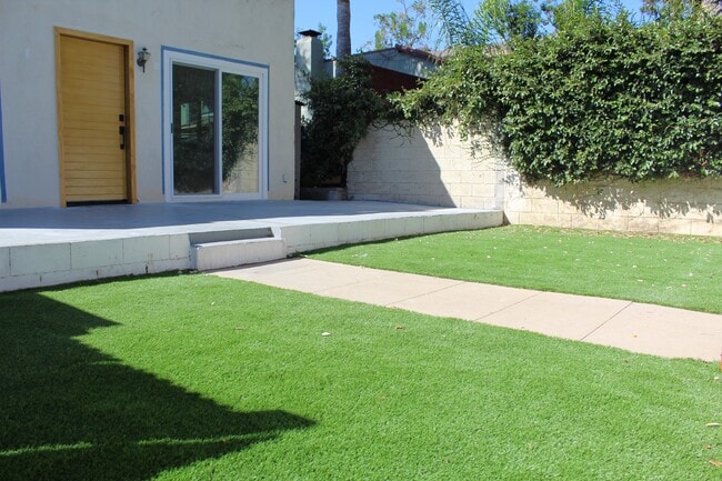 Photo - 1037 Pleasantview Ave Unit A