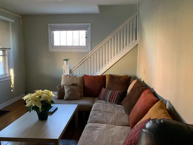 Photo - 647 Probasco St Unit House