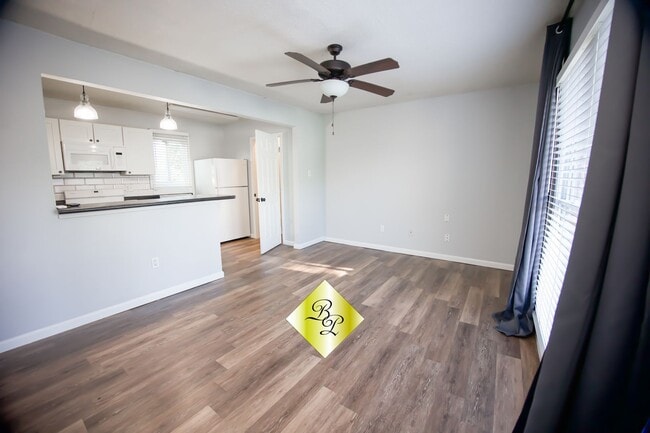 Photo - 33 N Rembert St Unit 33 N Rembert #4