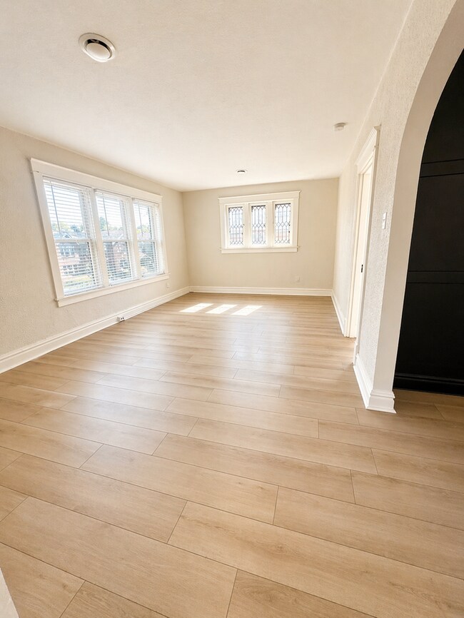 Photo - 7104 Tulane Ave