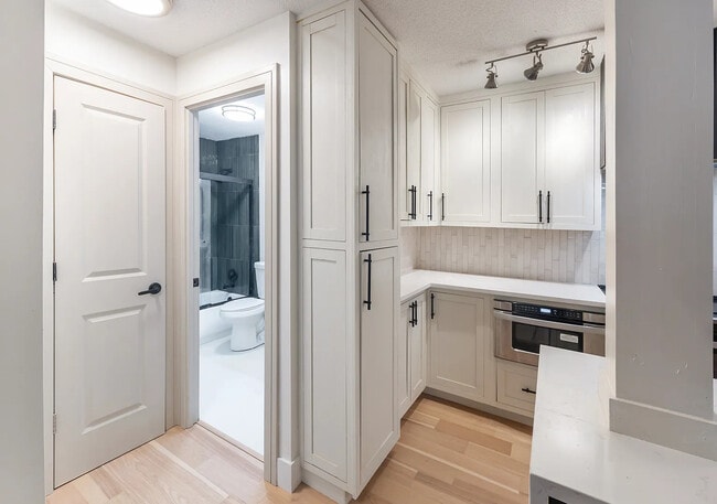 Photo - 1339 N Dearborn St Unit 2B