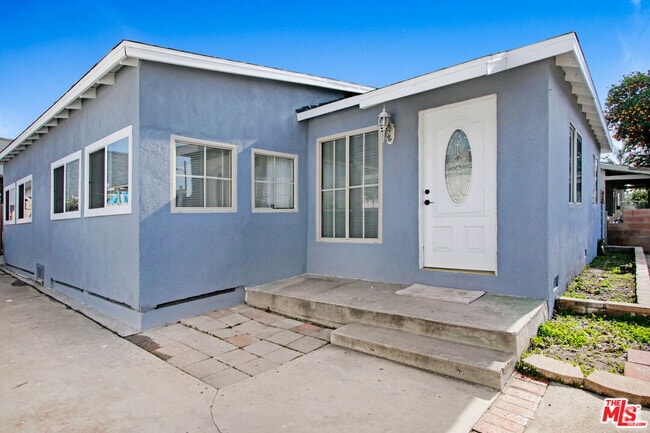 Building Photo - 609 Pico St Rental