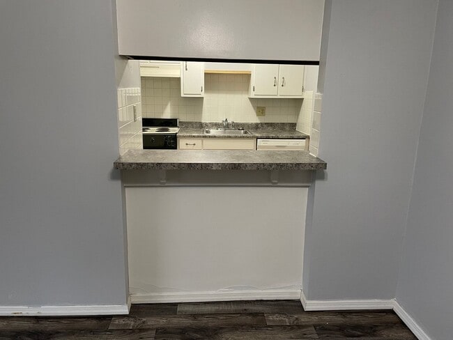 Photo - Southern Hills Town Houses and Apartments