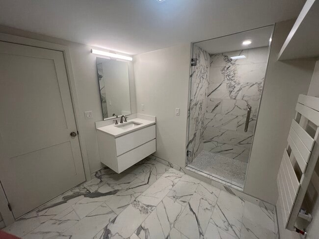 Photo - 1 Rose Ln Unit UB