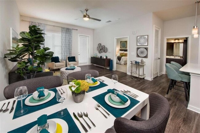 Photo - 1490 Ernest W Barrett Pkwy NW Unit 423