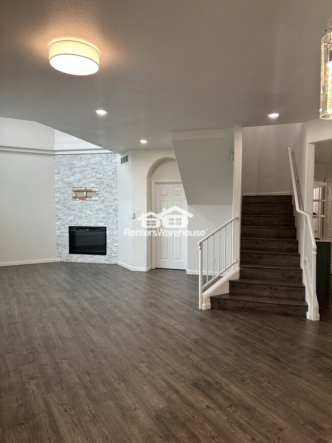 Photo - 8805 S 51st St