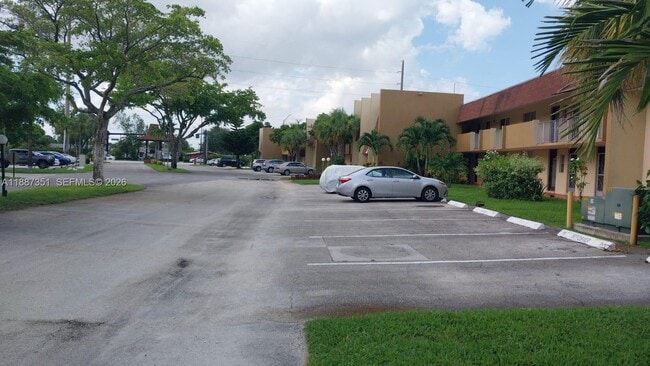 Photo - 3090 NW 46th Ave Unidad 112C