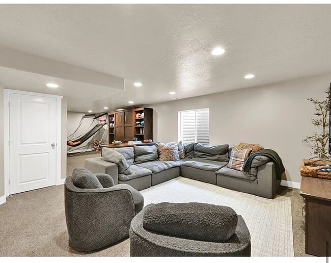 Photo - 2681 E Clarkstone Dr
