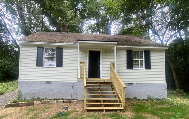 Building Photo - **AVAILABLE NOW**Near Ft. Benning/Columbus, GA 3 Bedroom / 1 Bathroom Home for Rent***