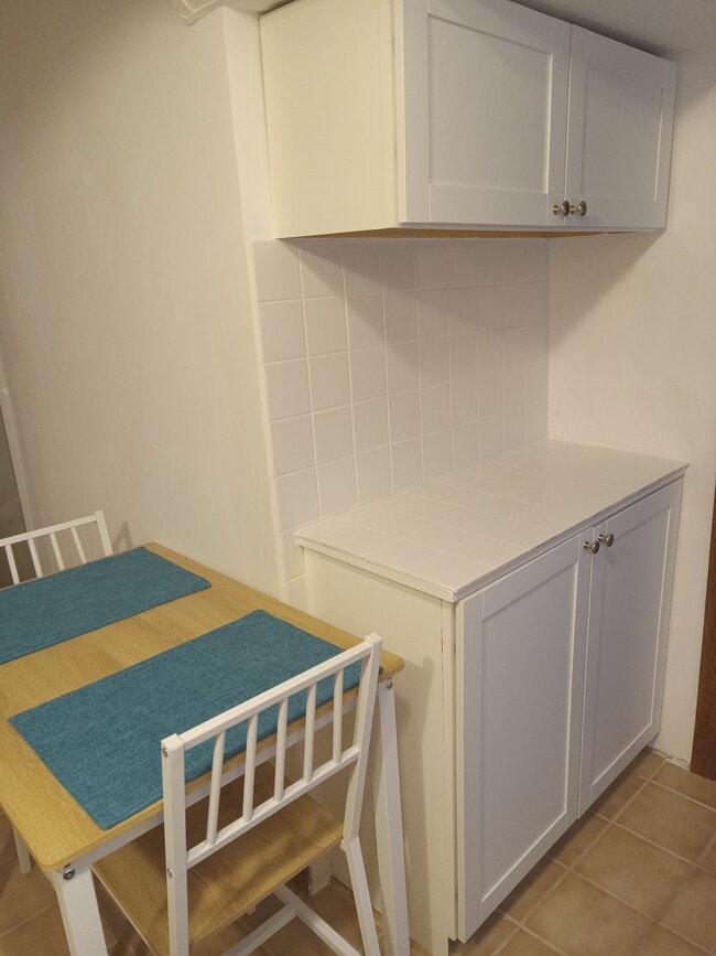 511 127th Ave NW Unit Lower level