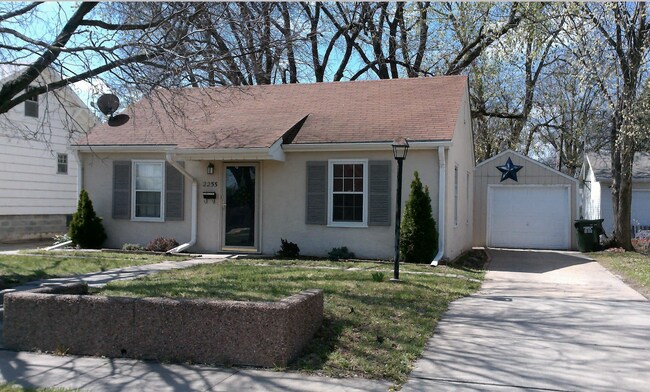 Adorable 2 bed House! - Adorable 2 bed House!