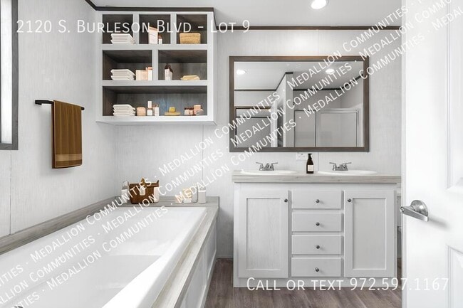 Photo - 2120 S Burleson Blvd